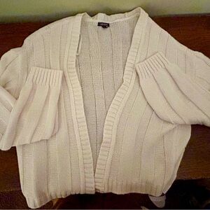 Wild Fable Off White Sweater